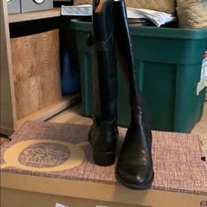 Born black boots. Worn 3 times